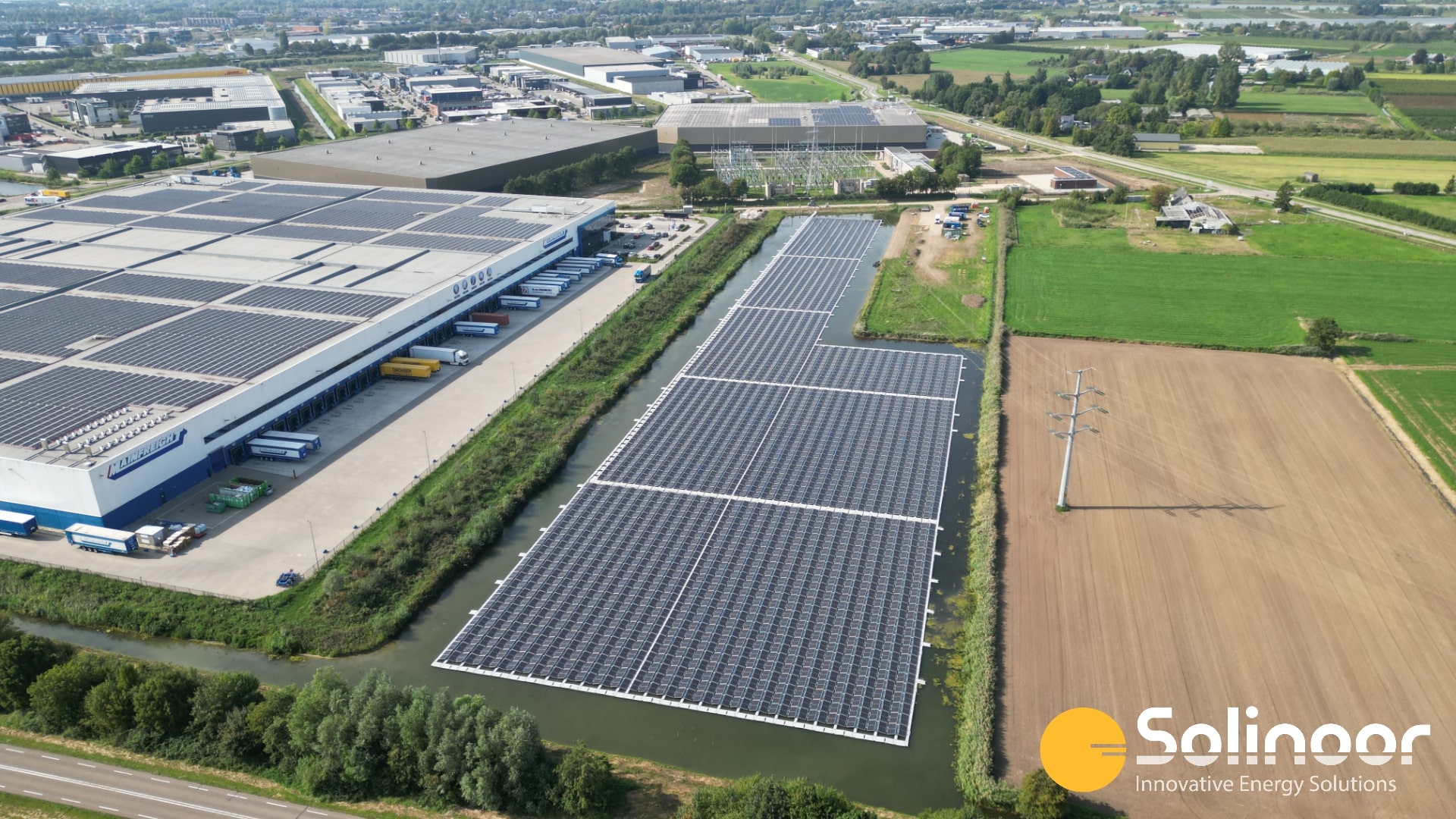 Bovenaanzicht zonnepark Zaltbommel in Gelderland compleet - Solinoor innovatieve energie projecten